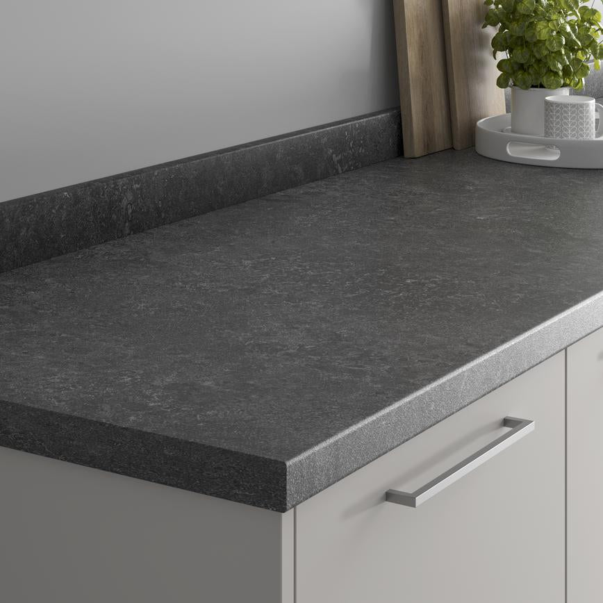 Howdens 3.6m x 38mm Bullnose Onyx Blackstone Effect Laminate Worktop